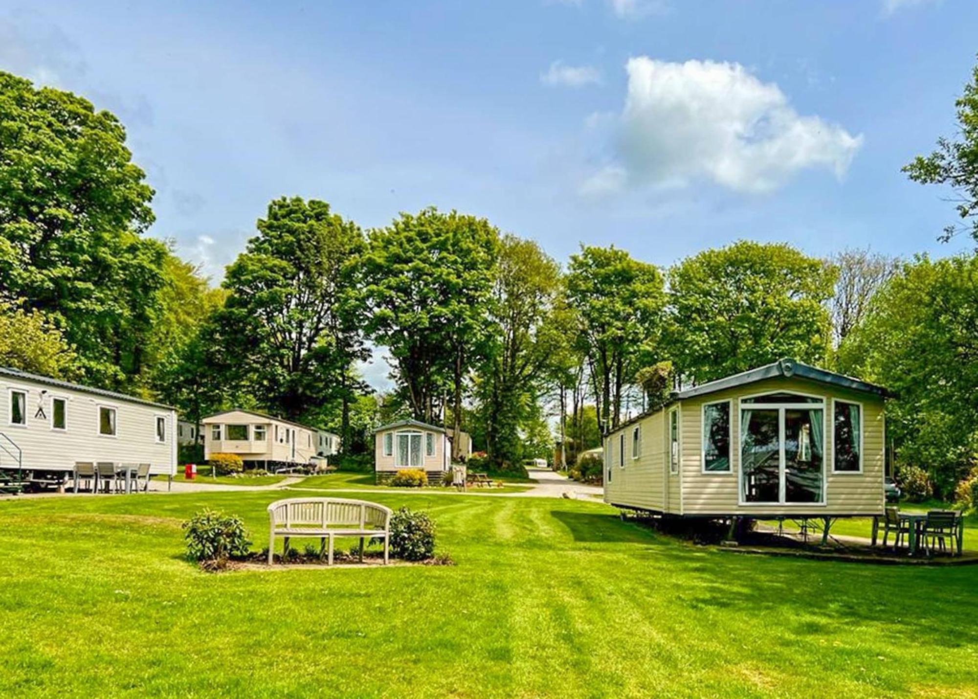 Woodovis Park Hotel Tavistock  Exterior photo